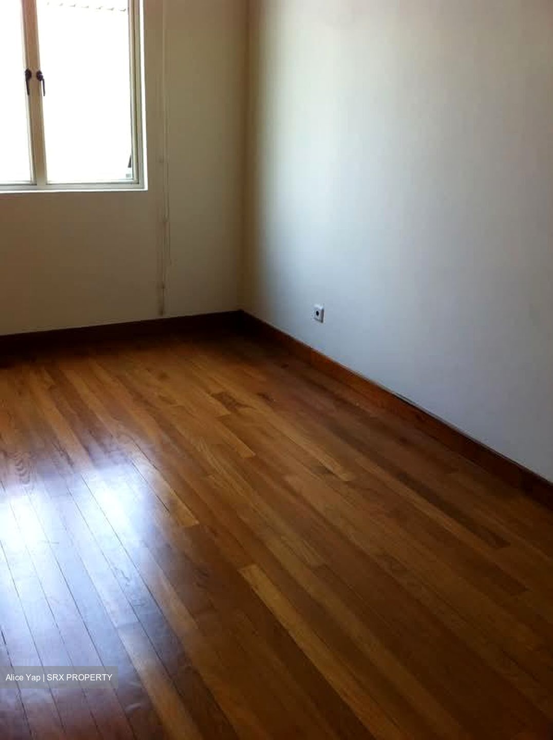 Kingsville (D10), Semi-Detached #584420421